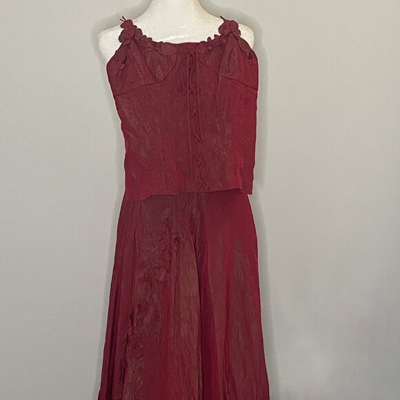 Red evening dress - Picture 3 of 9